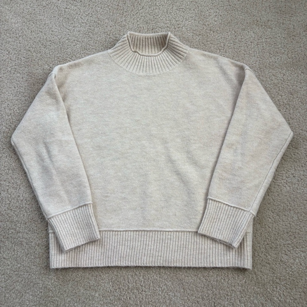 Universal Thread Sweater - Picture 7 of 8